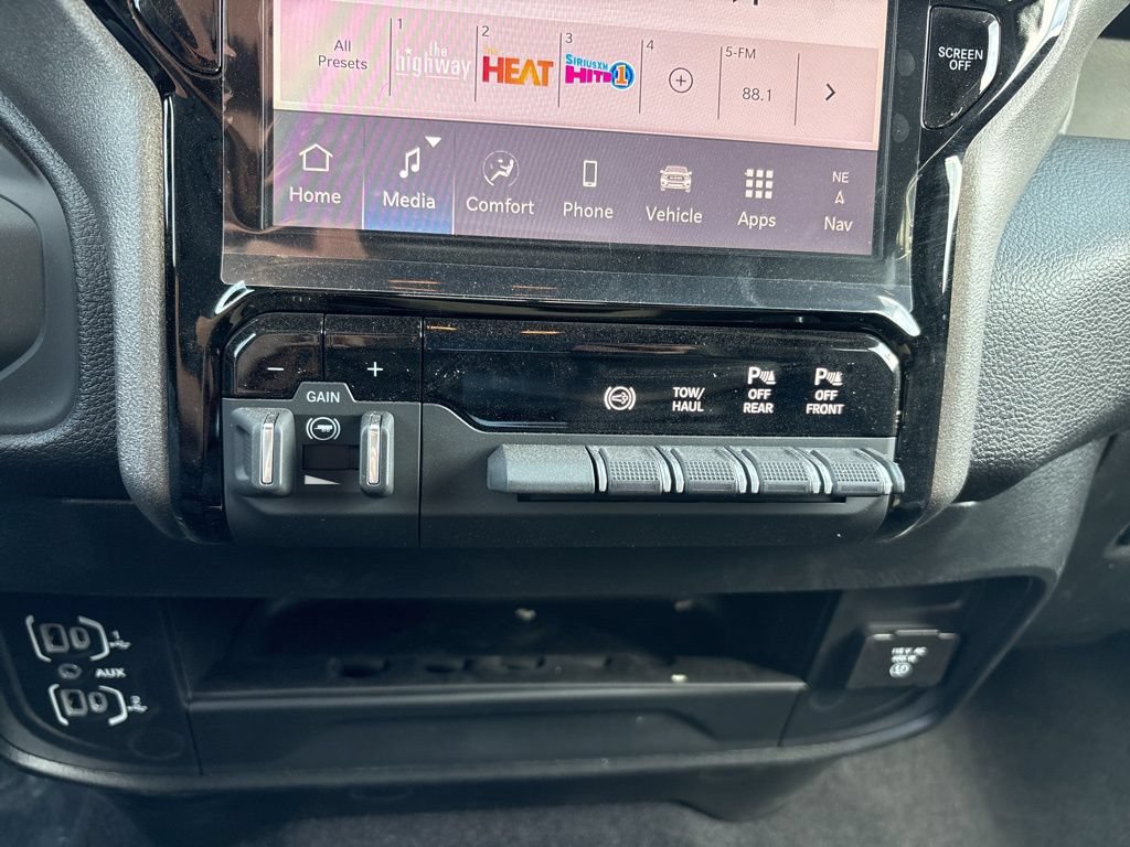 New 2026 RAM 2500 Warlock AWD/4WD image 18