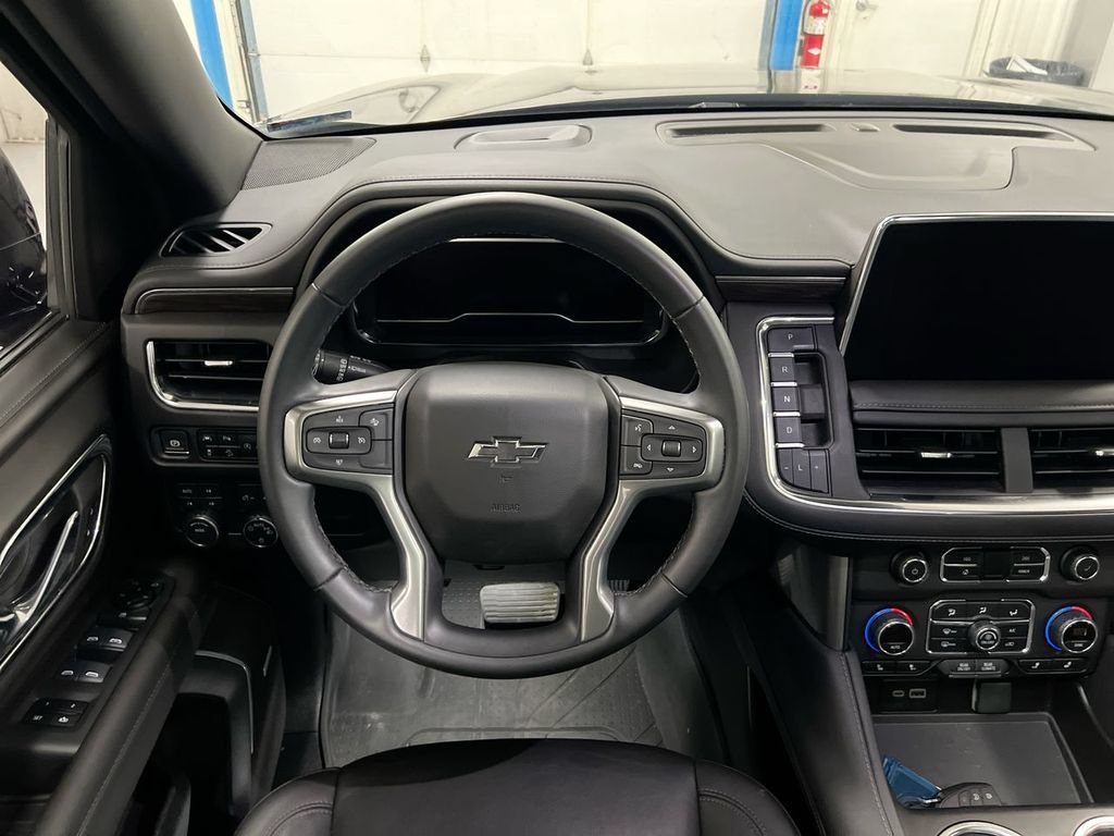 Used 2024 Chevrolet Tahoe Z71 AWD/4WD image 11