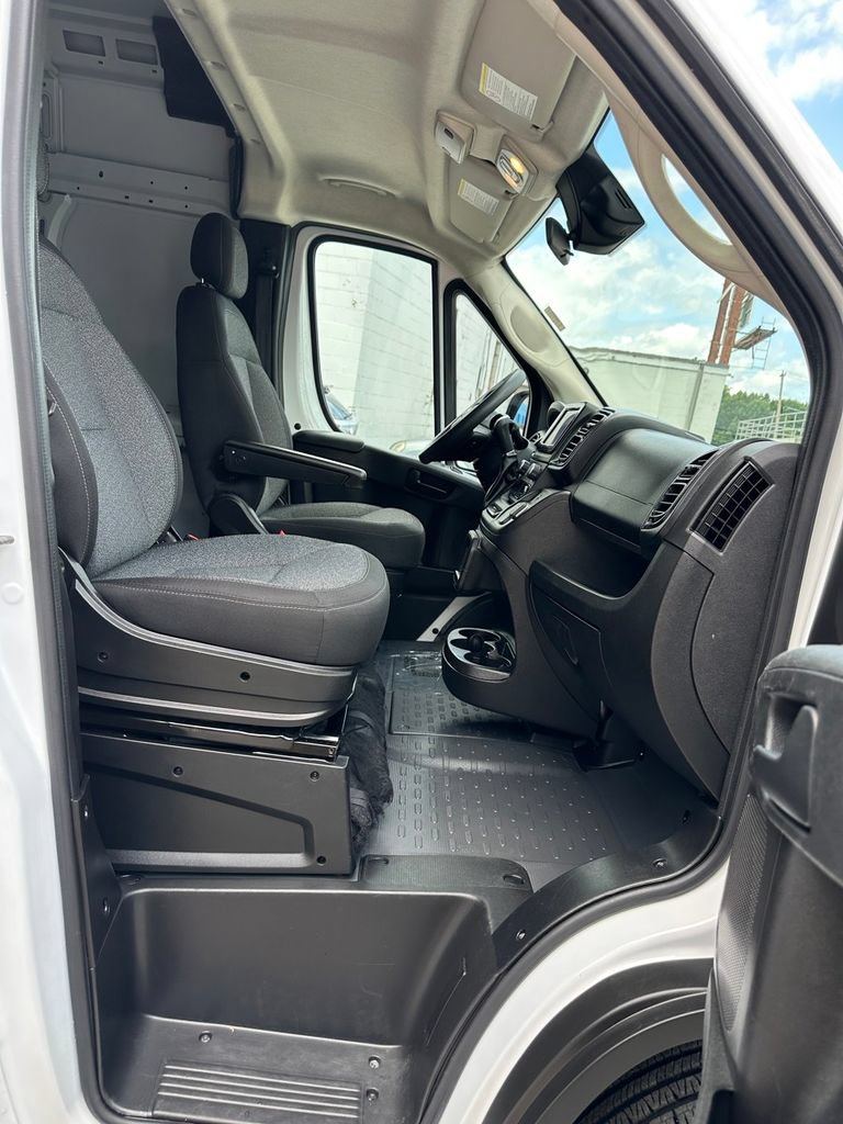 Used 2023 RAM ProMaster 2500 FWD image 30