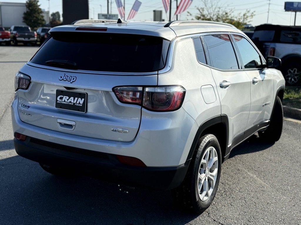 Used 2024 Jeep Compass Latitude image 8