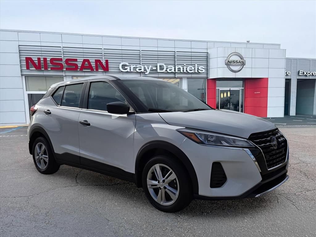 Certified 2025 Nissan Kicks Play S