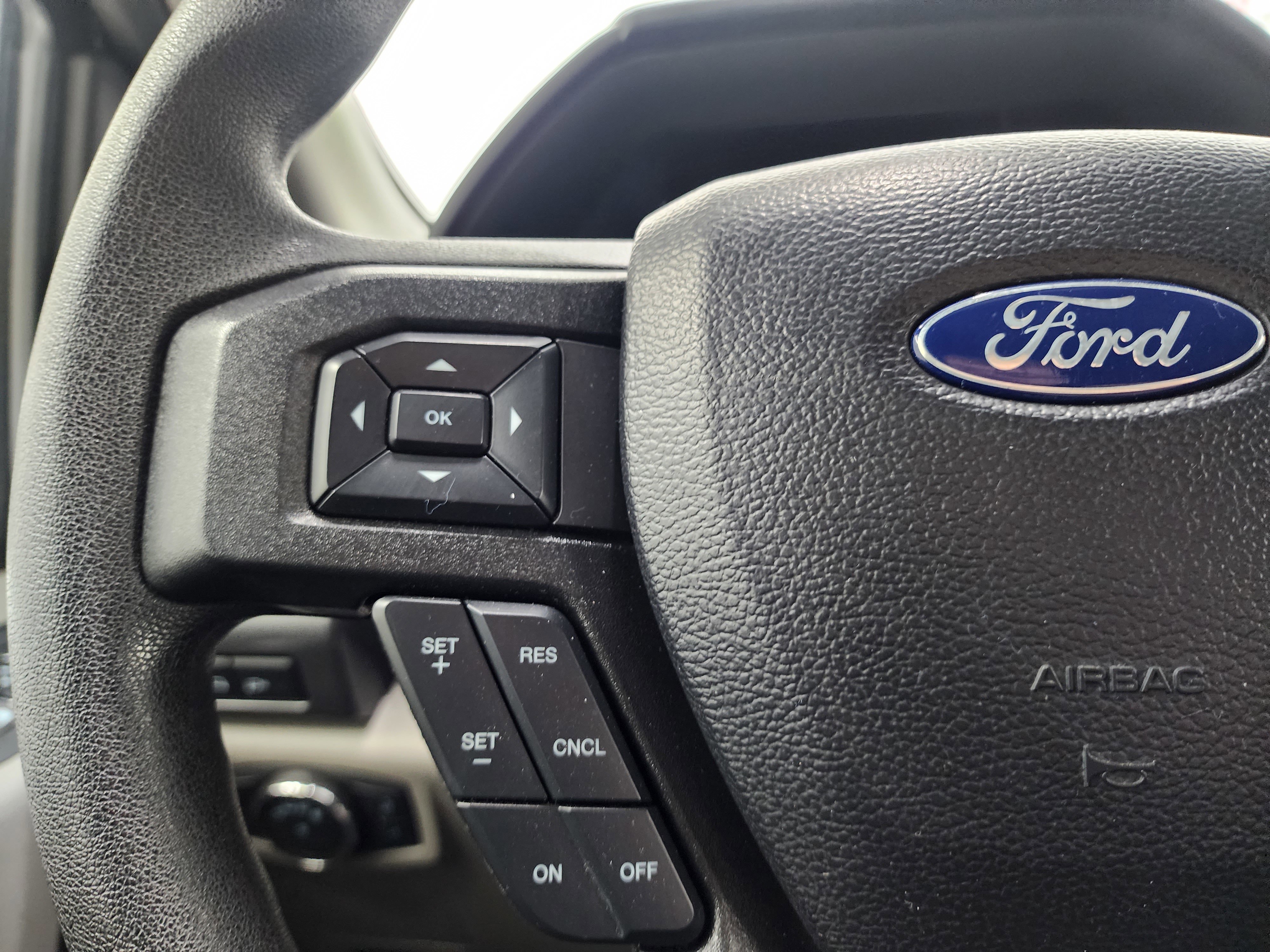 Used 2021 Ford F250 XLT w/ XLT Premium Package AWD/4WD image 15