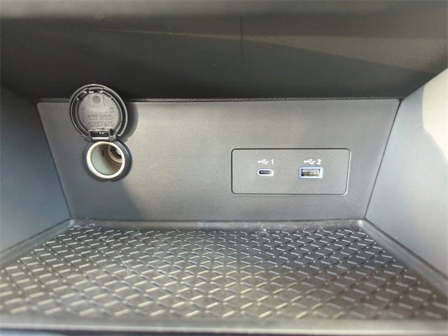 Certified 2025 Nissan Pathfinder SV w/ SV Premium Package image 33