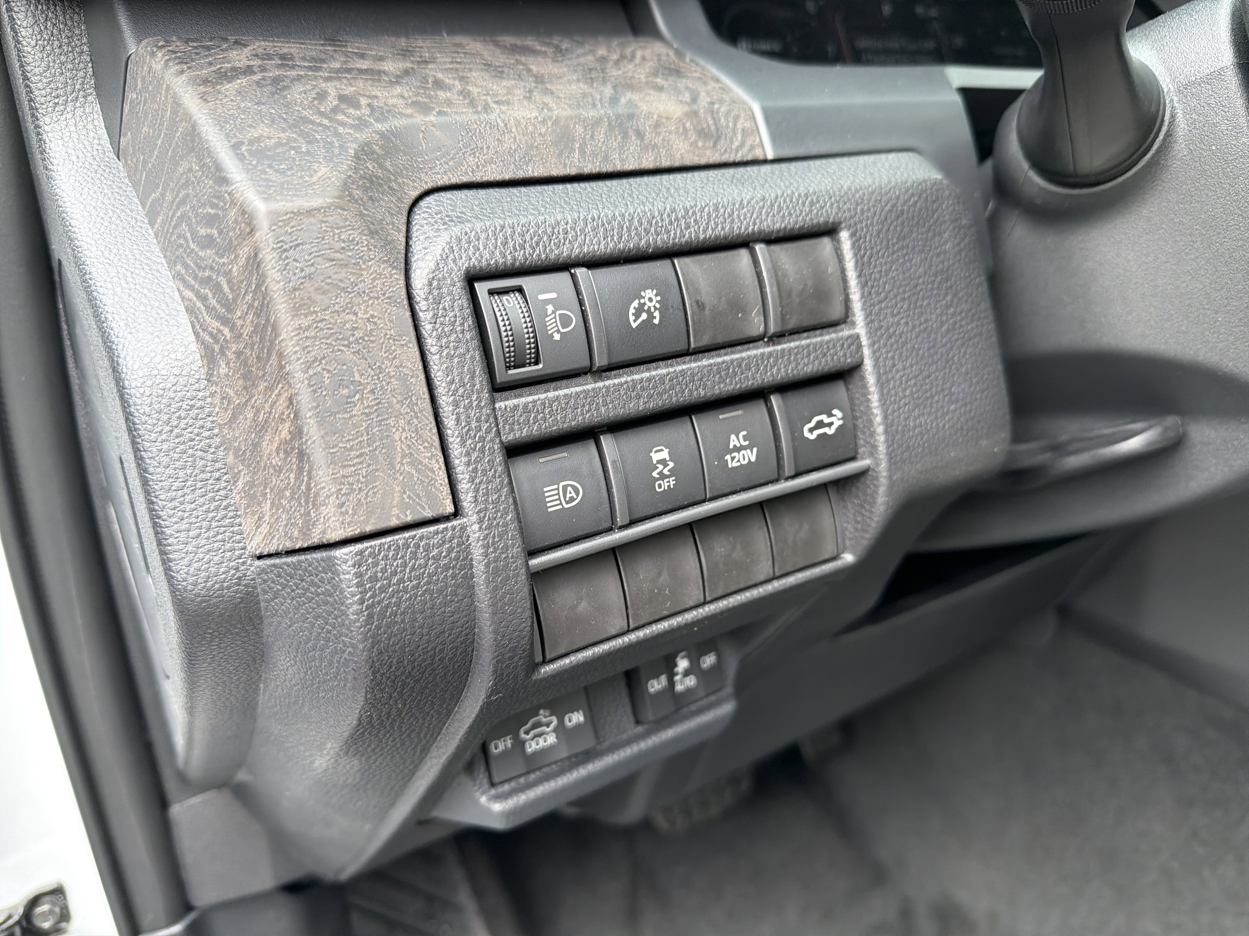 New 2026 Toyota Tacoma Limited image 10