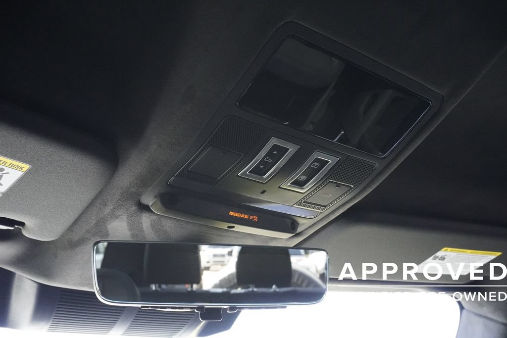 Used 2026 Land Rover Defender 90 V8 AWD/4WD image 16