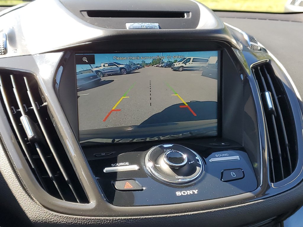 Used 2015 Ford Escape Titanium AWD/4WD image 25