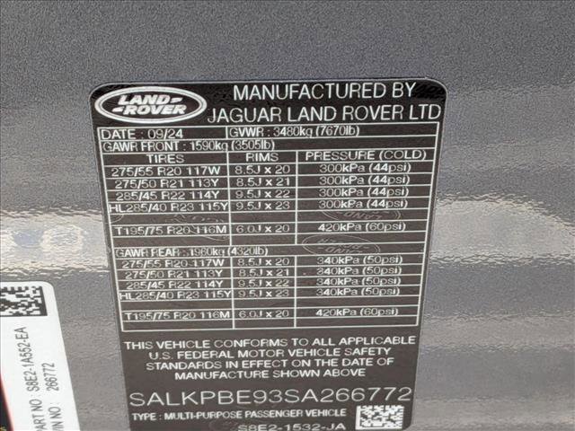 Used 2025 Land Rover Range Rover Long Wheelbase SE image 15