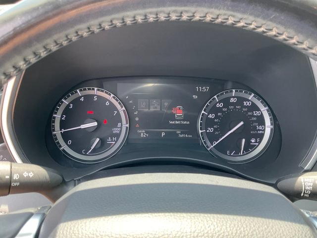 Used 2021 Toyota Highlander XLE AWD/4WD image 11