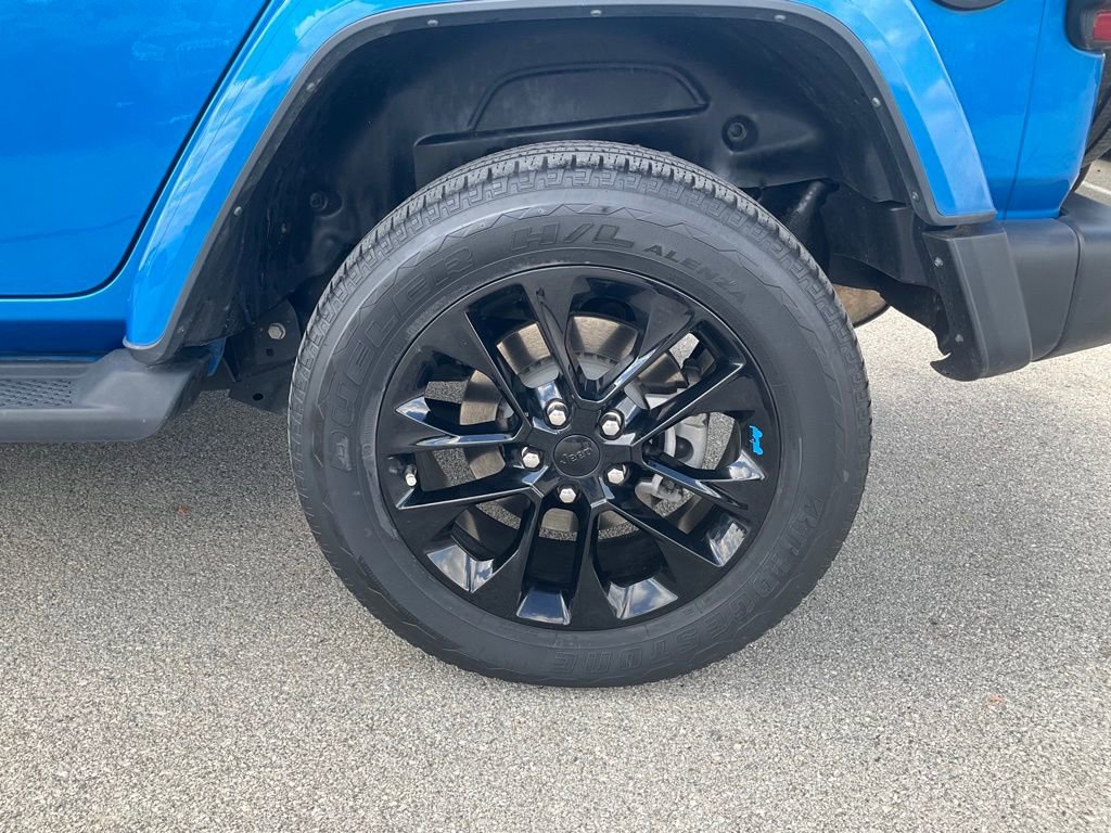 Used 2022 Jeep Wrangler Unlimited Sahara image 8