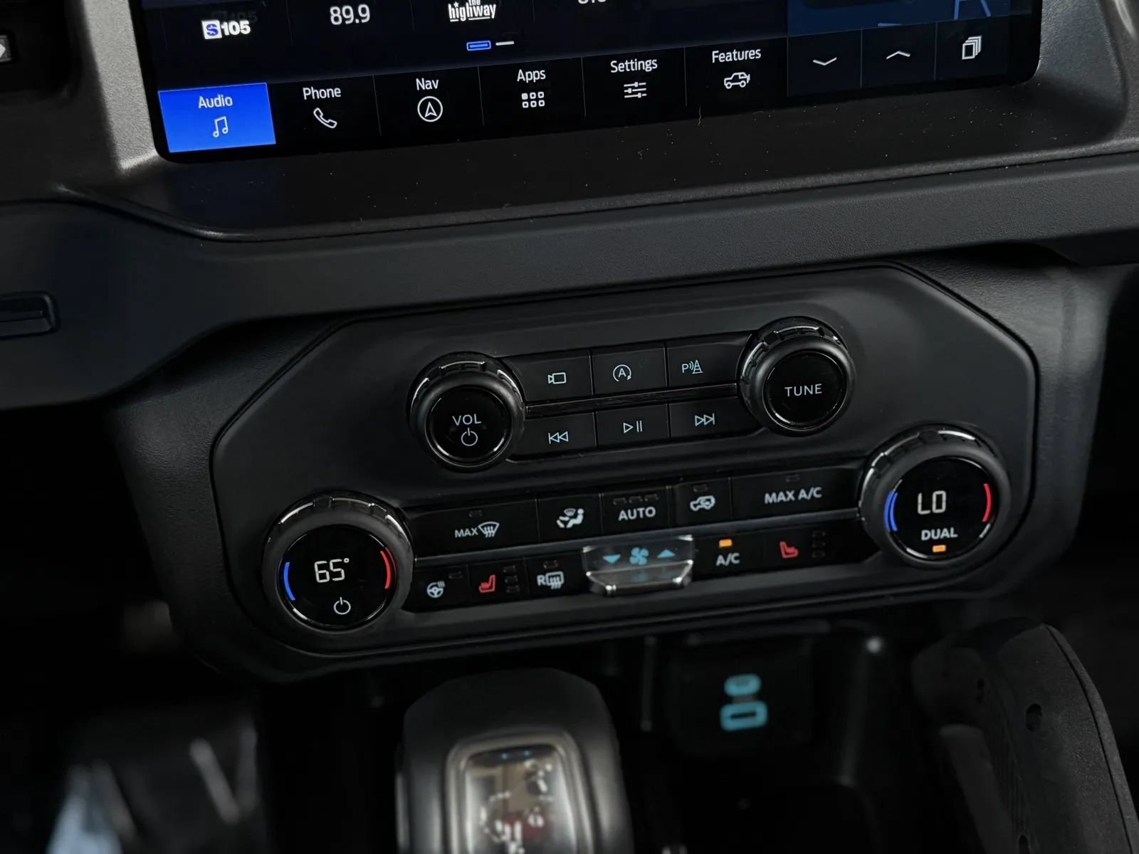 Used 2025 Ford Bronco Badlands AWD/4WD image 34