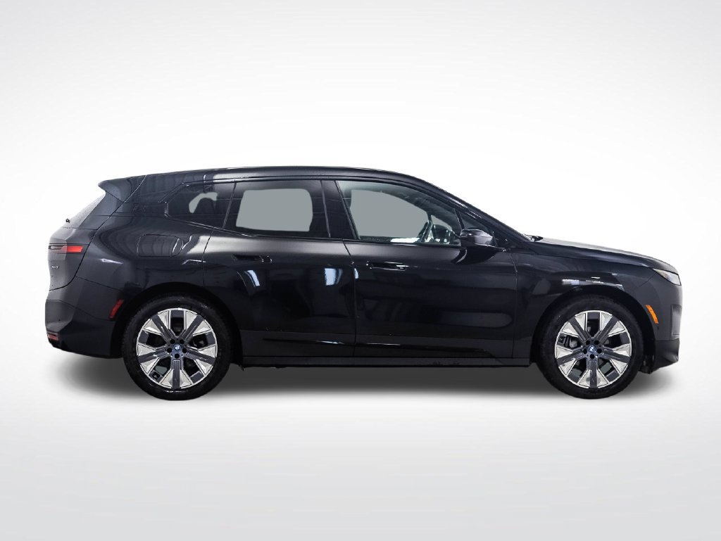 Certified 2024 BMW iX xDrive50 w/ Radiant Heating Package AWD/4WD image 6