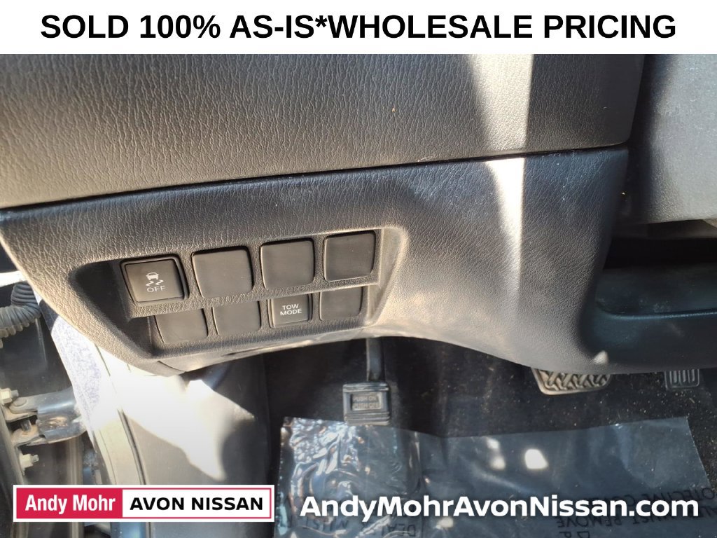 Used 2015 Nissan Pathfinder SV w/ Trailer Tow Package FWD image 21