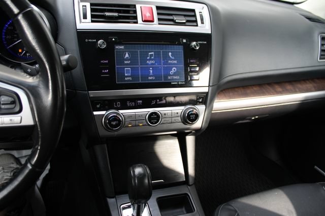 Used 2016 Subaru Outback 2.5i Limited AWD/4WD image 17