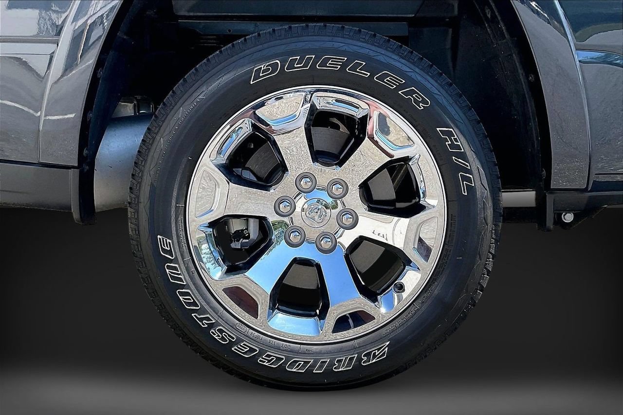 Used 2025 RAM 1500 Big Horn RWD image 36