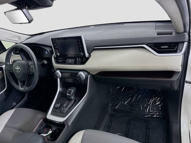 Certified 2019 Toyota RAV4 Limited w/ Cold Weather Package AWD/4WD image 30
