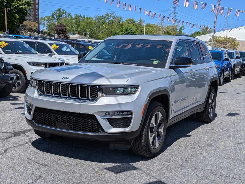 Used 2024 Jeep Grand Cherokee Limited 4xe AWD/4WD image 1