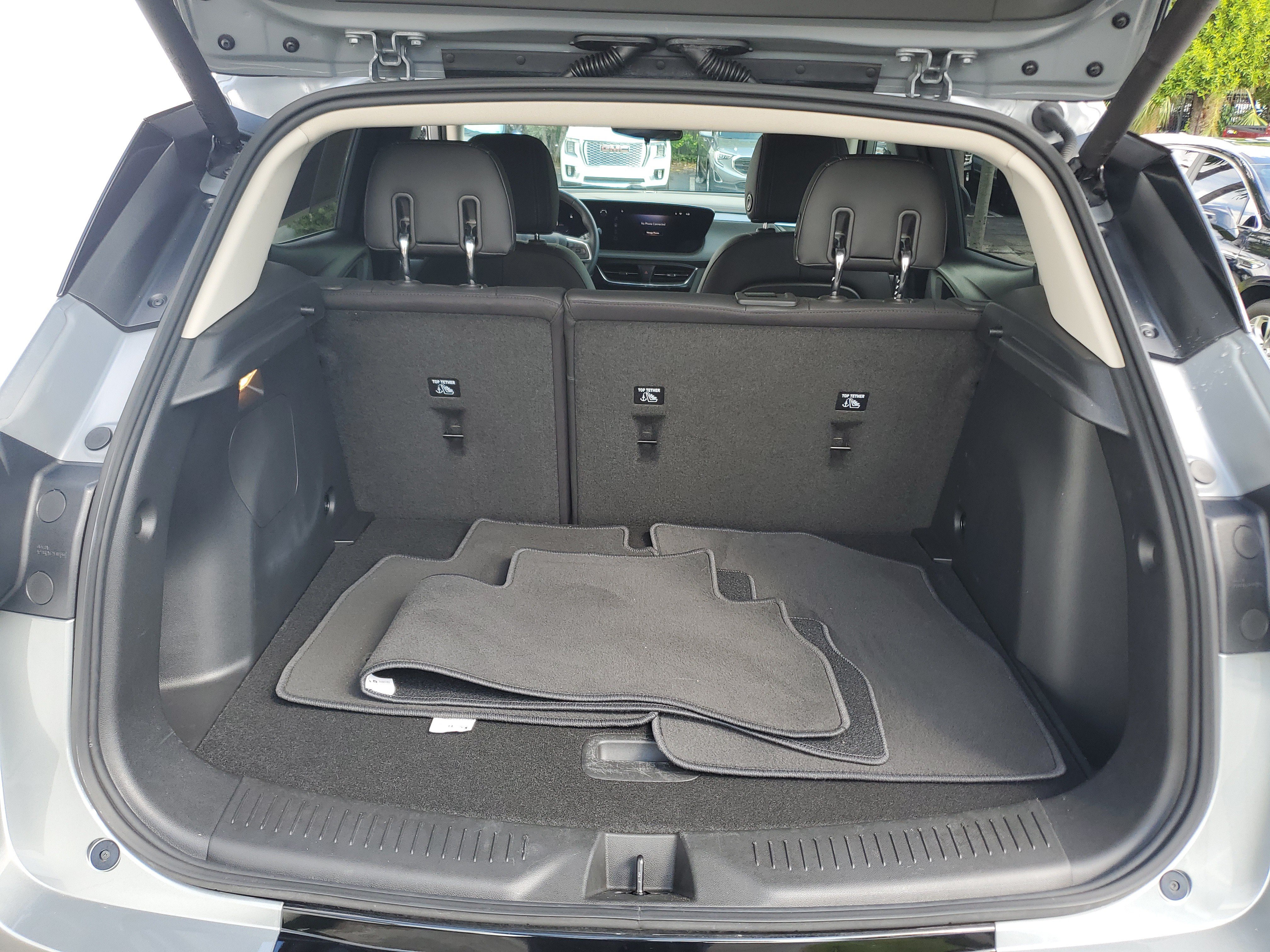 Used 2024 Buick Encore GX Sport Touring w/ Comfort Package FWD image 10