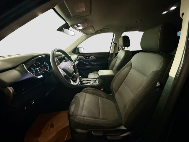 Used 2021 Chevrolet Traverse LS w/ LPO, Black Accent Package FWD image 20