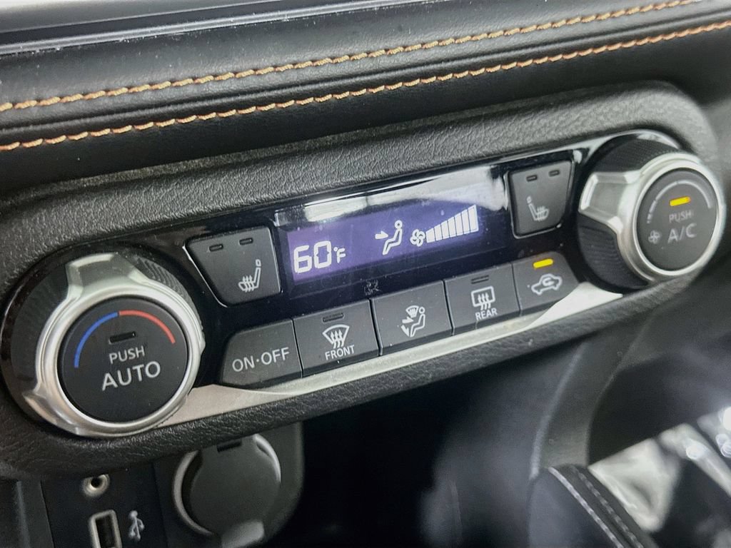 Used 2019 Nissan Kicks SR w/ SR Premium Package FWD image 24
