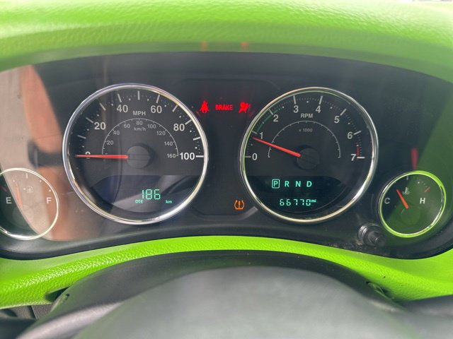 Used 2017 Jeep Wrangler Unlimited Rubicon AWD/4WD image 23