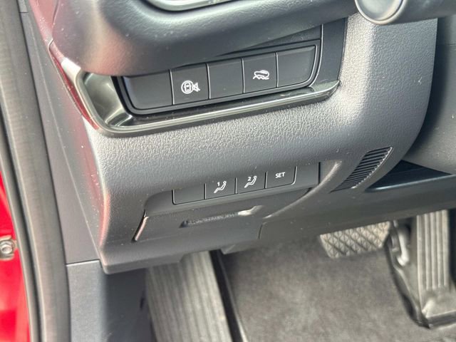 Used 2025 MAZDA CX-30 AWD 2.5 S w/ Preferred Package image 43