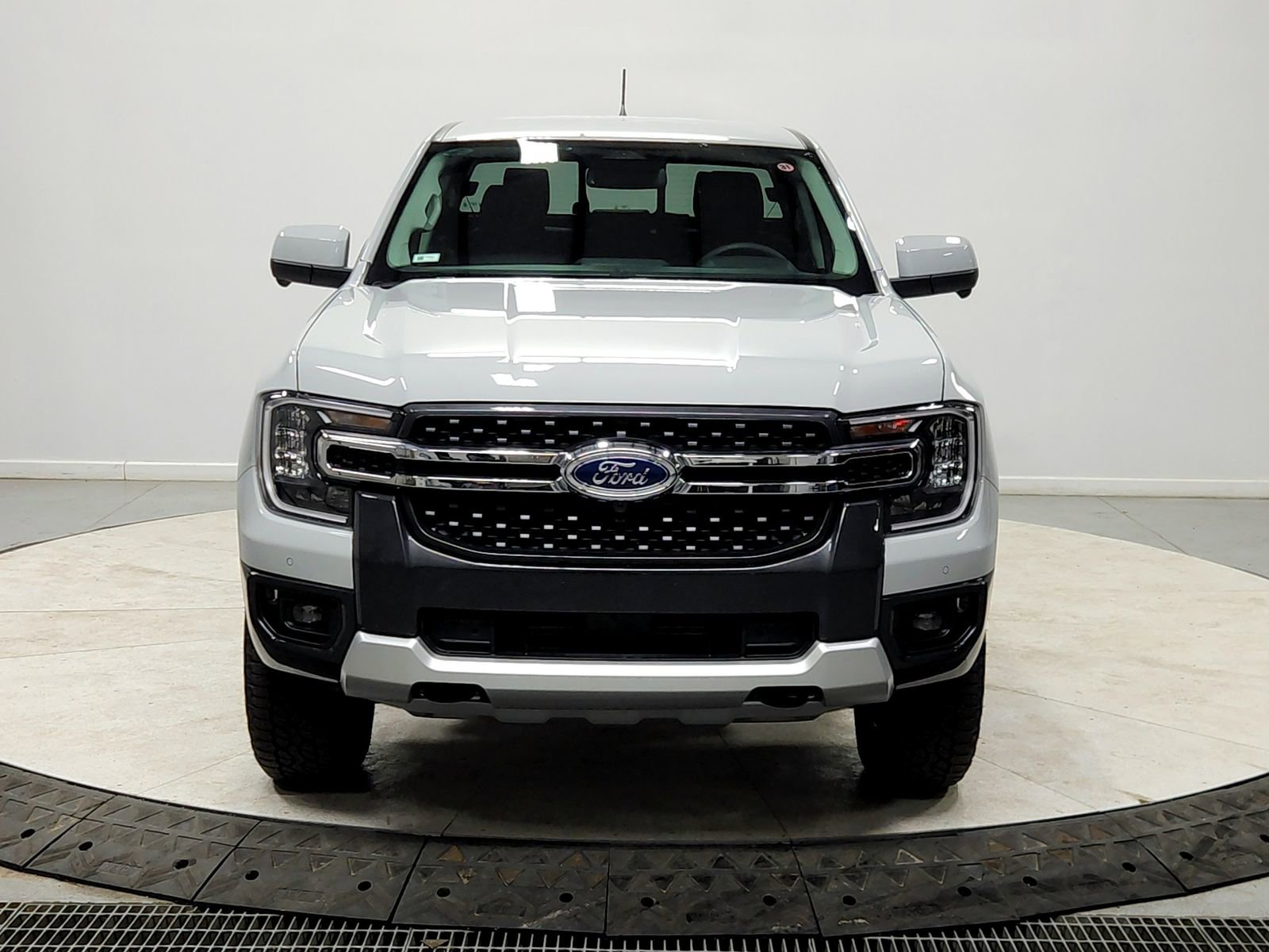 New 2026 Ford Ranger Lariat w/ FX4 Off-Road Package image 2