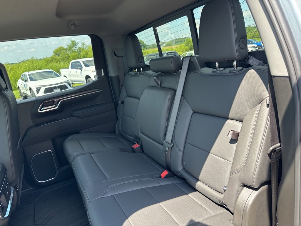 New 2026 Chevrolet Silverado 1500 LTZ w/ Technology Package image 16
