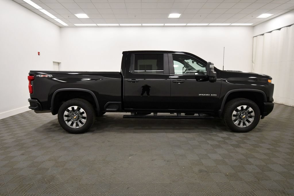 Used 2025 Chevrolet Silverado 2500 Custom w/ Snow Plow Prep/Camper Package AWD/4WD image 9