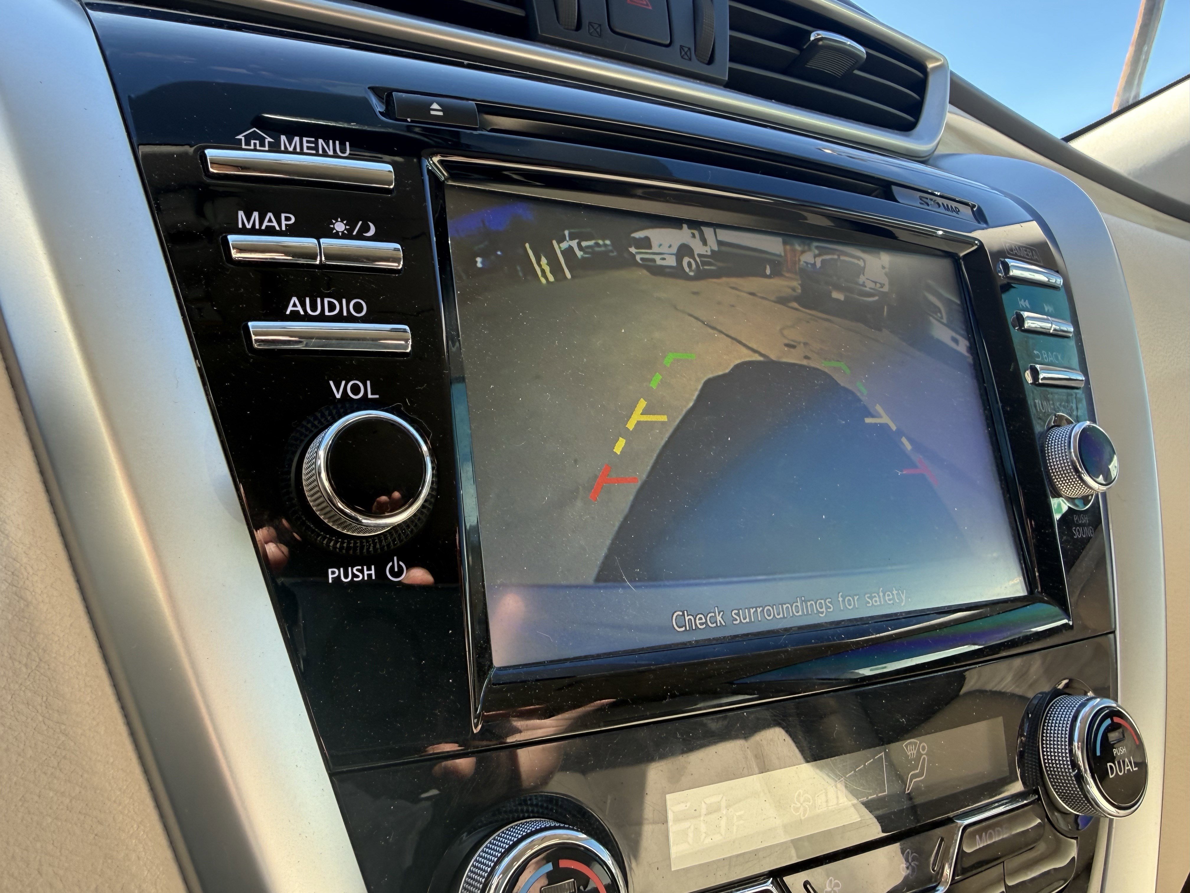 Used 2018 Nissan Murano SV image 26