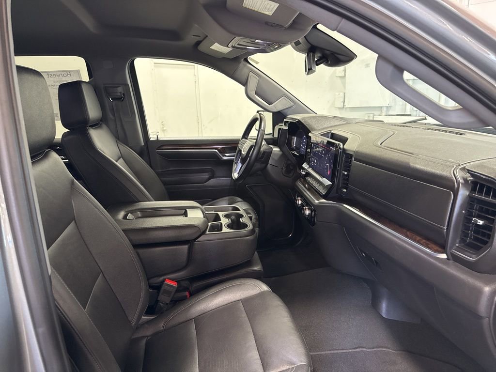 Certified 2024 GMC Sierra 1500 SLT image 11