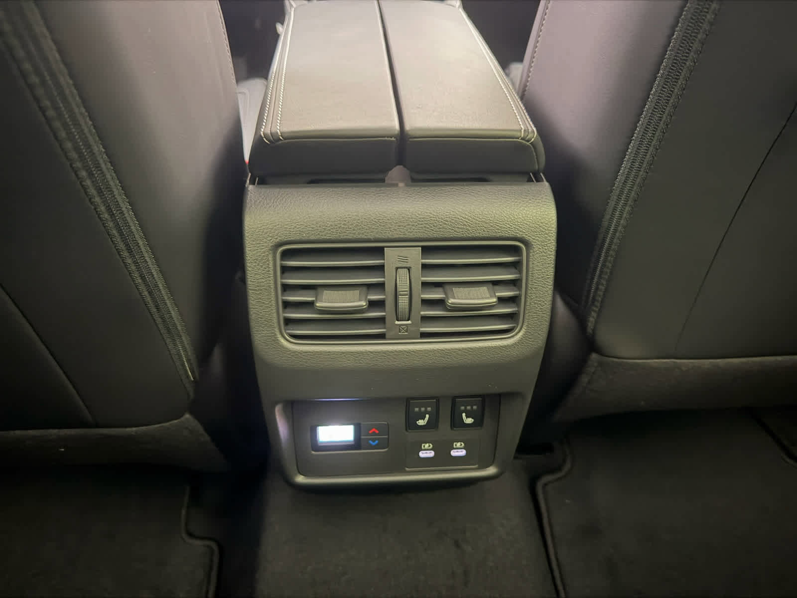 New 2026 Nissan Rogue Platinum w/ Platinum Premium Package image 21