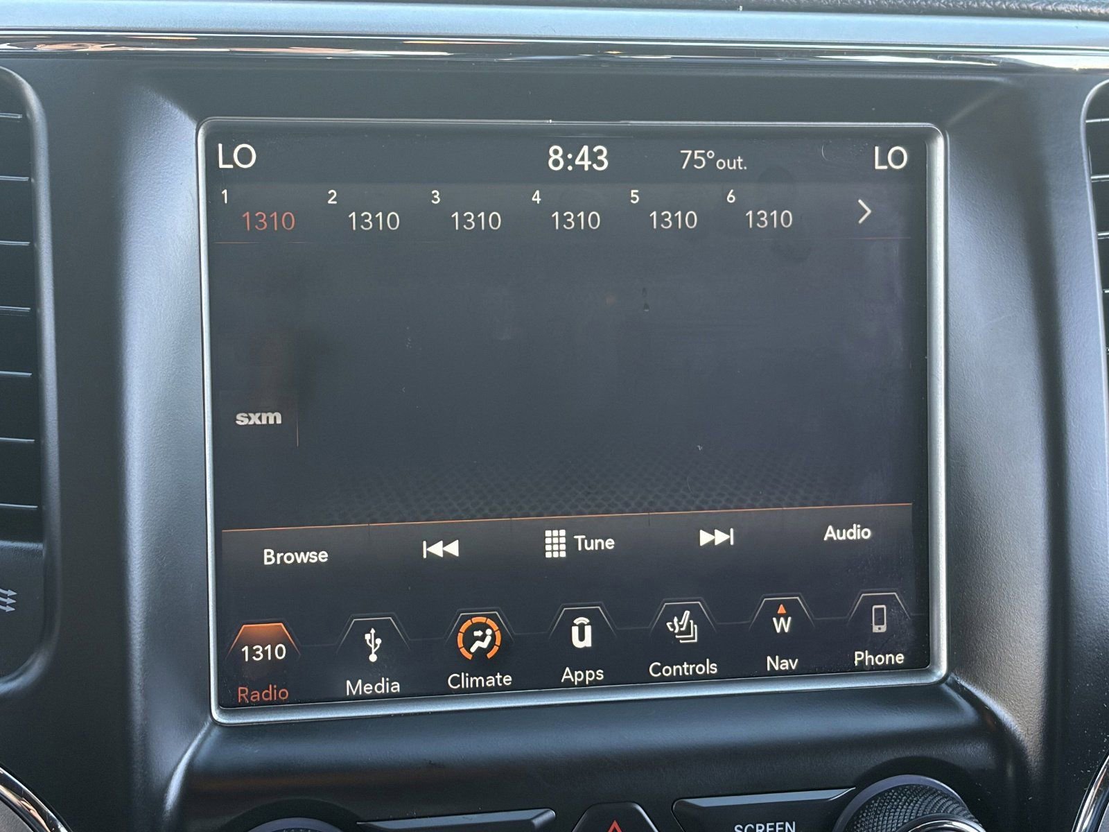 Used 2018 Jeep Grand Cherokee Limited image 27