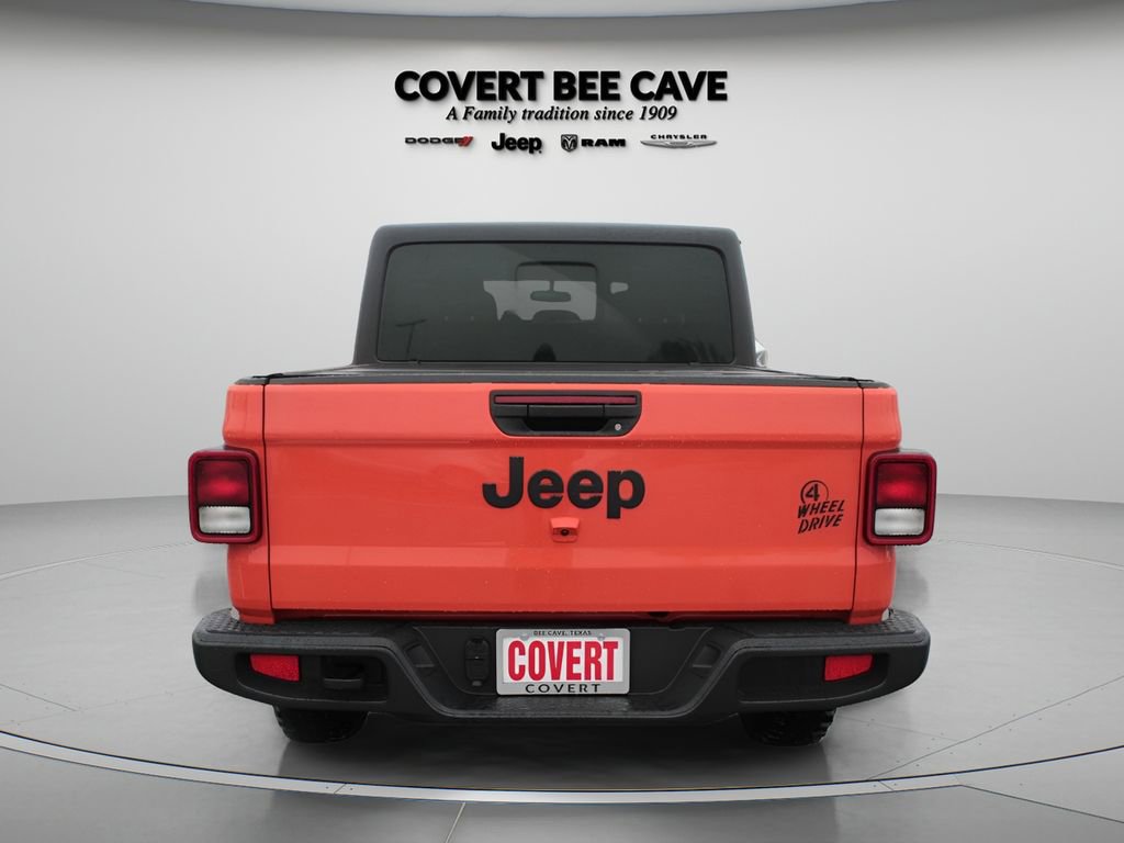 Used 2023 Jeep Gladiator Willys image 8
