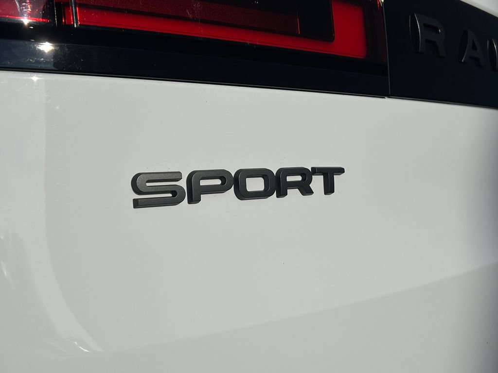 Used 2024 Land Rover Range Rover Sport Dynamic SE AWD/4WD image 29
