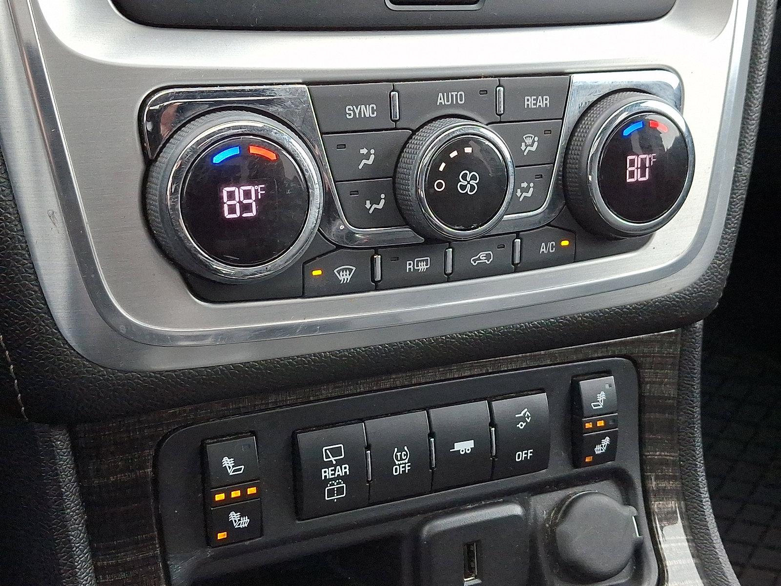 Used 2017 GMC Acadia Limited SLT image 17