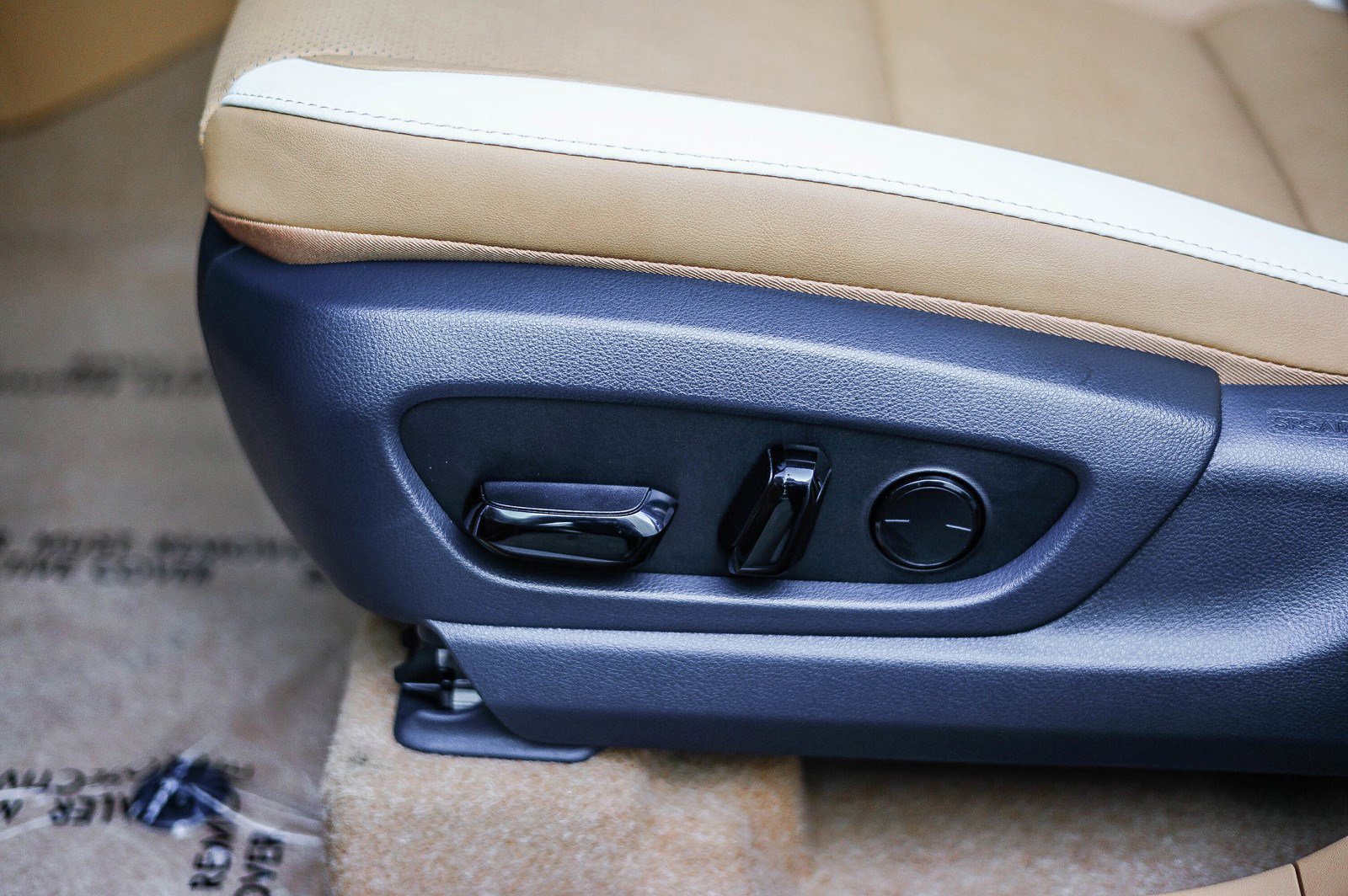 New 2026 Lexus RZ 450e 2WD image 21