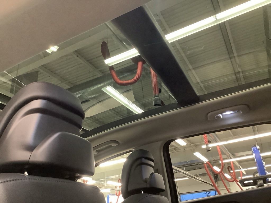 Certified 2026 Kia Sportage EX AWD/4WD image 12