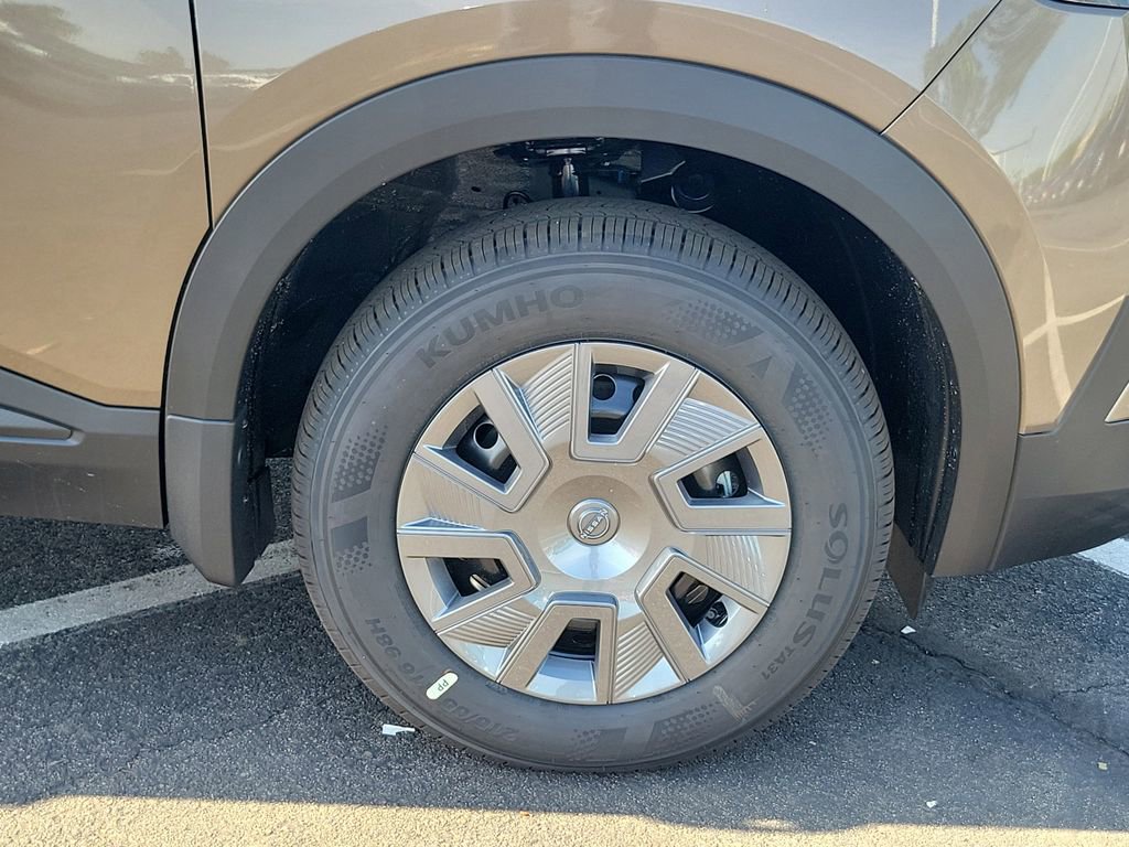 New 2026 Nissan Kicks S image 4