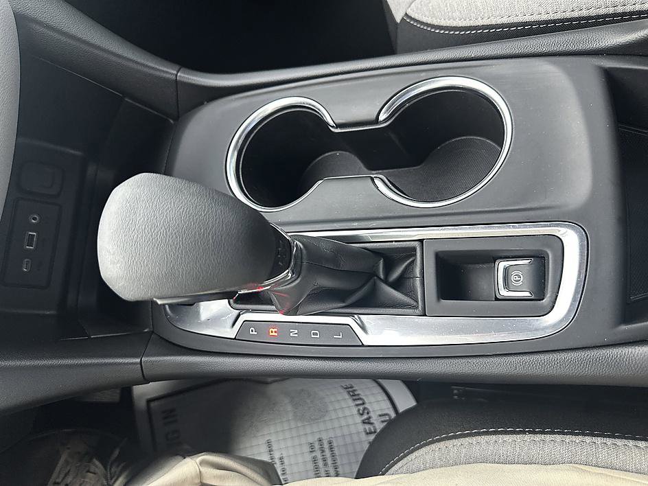 Used 2022 Chevrolet Equinox LS image 27