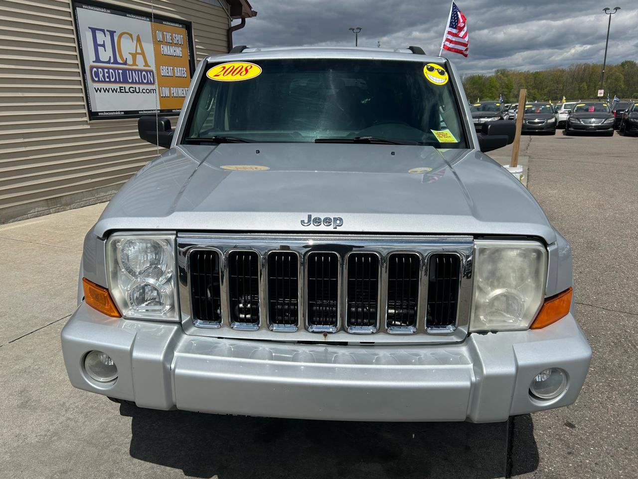 Used 2008 Jeep Commander Sport AWD/4WD image 2