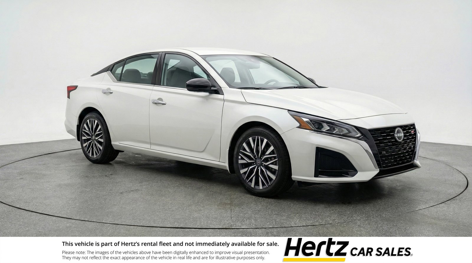 Used 2025 Nissan Altima 2.5 SV image 1