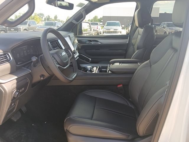 New 2026 Jeep Grand Wagoneer 4WD image 16