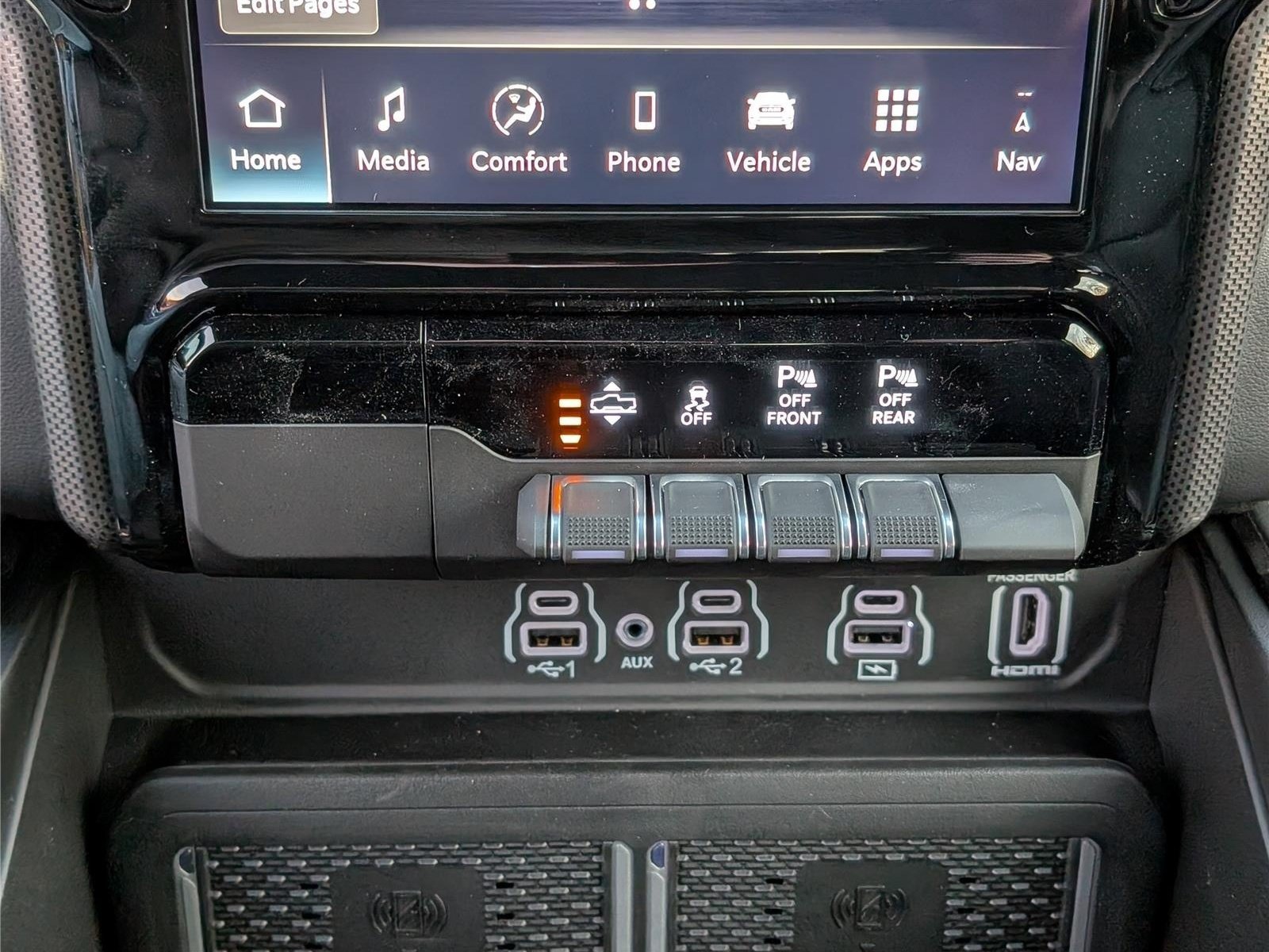 New 2026 RAM 1500 Limited w/ Night Edition AWD/4WD image 24