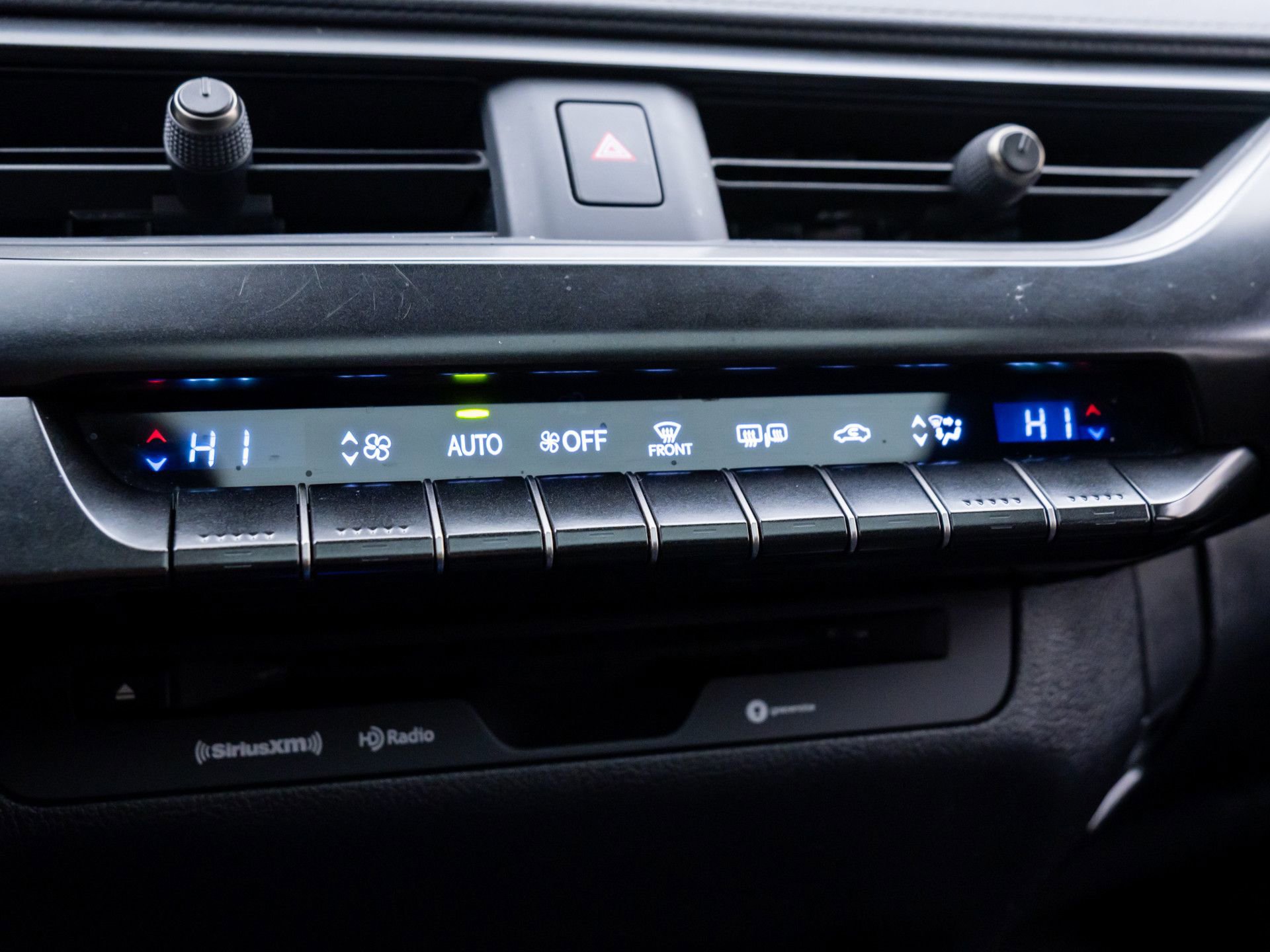 Used 2021 Lexus UX 200 w/ Accessory Package (Z1) image 25