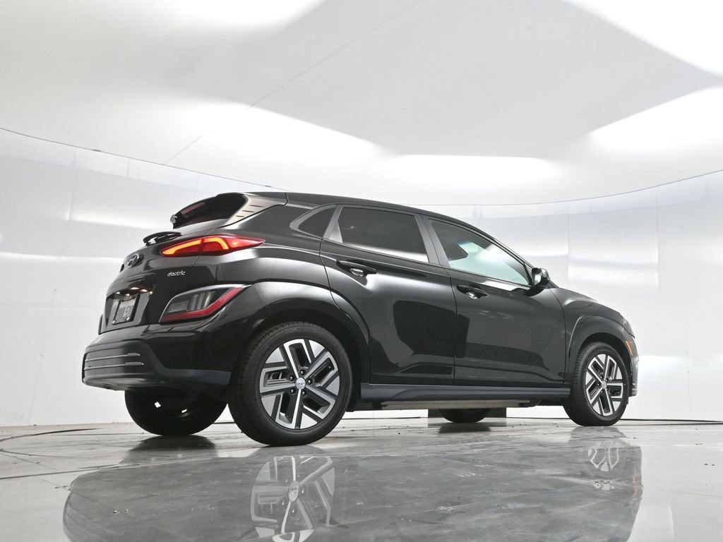 Used 2022 Hyundai Kona Limited FWD image 52