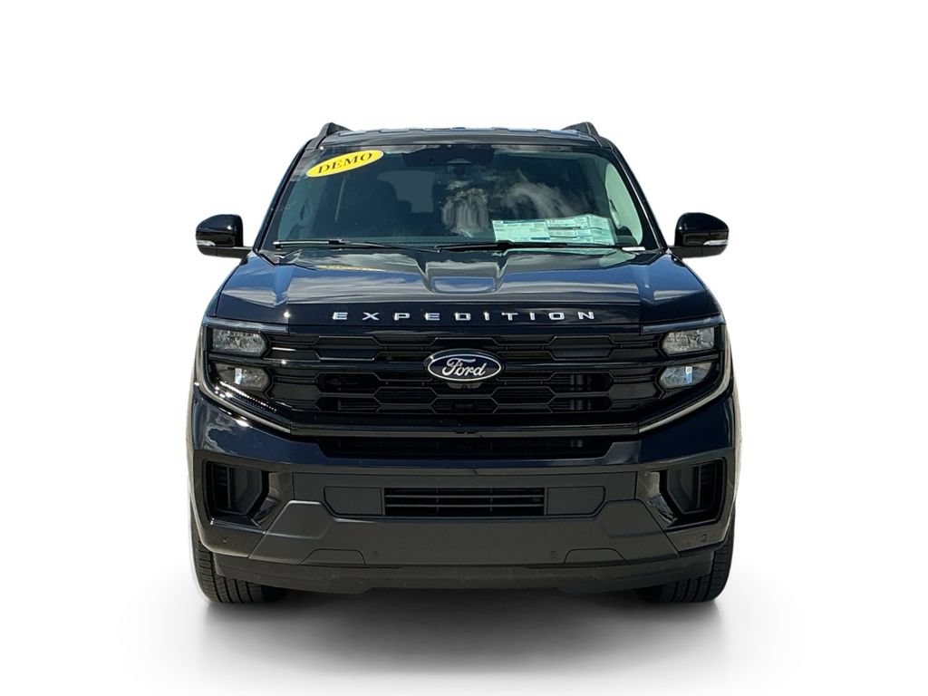 New 2026 Ford Expedition Max Active RWD image 2