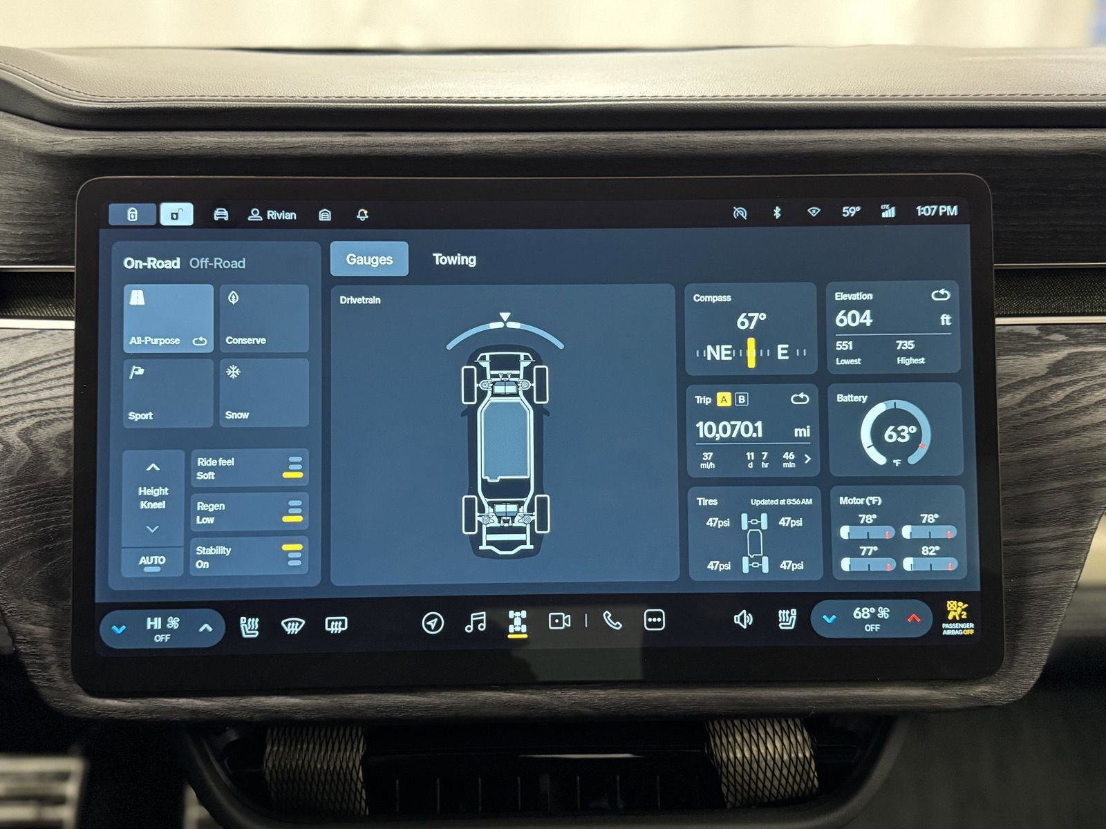 Used 2022 Rivian R1T Adventure image 28