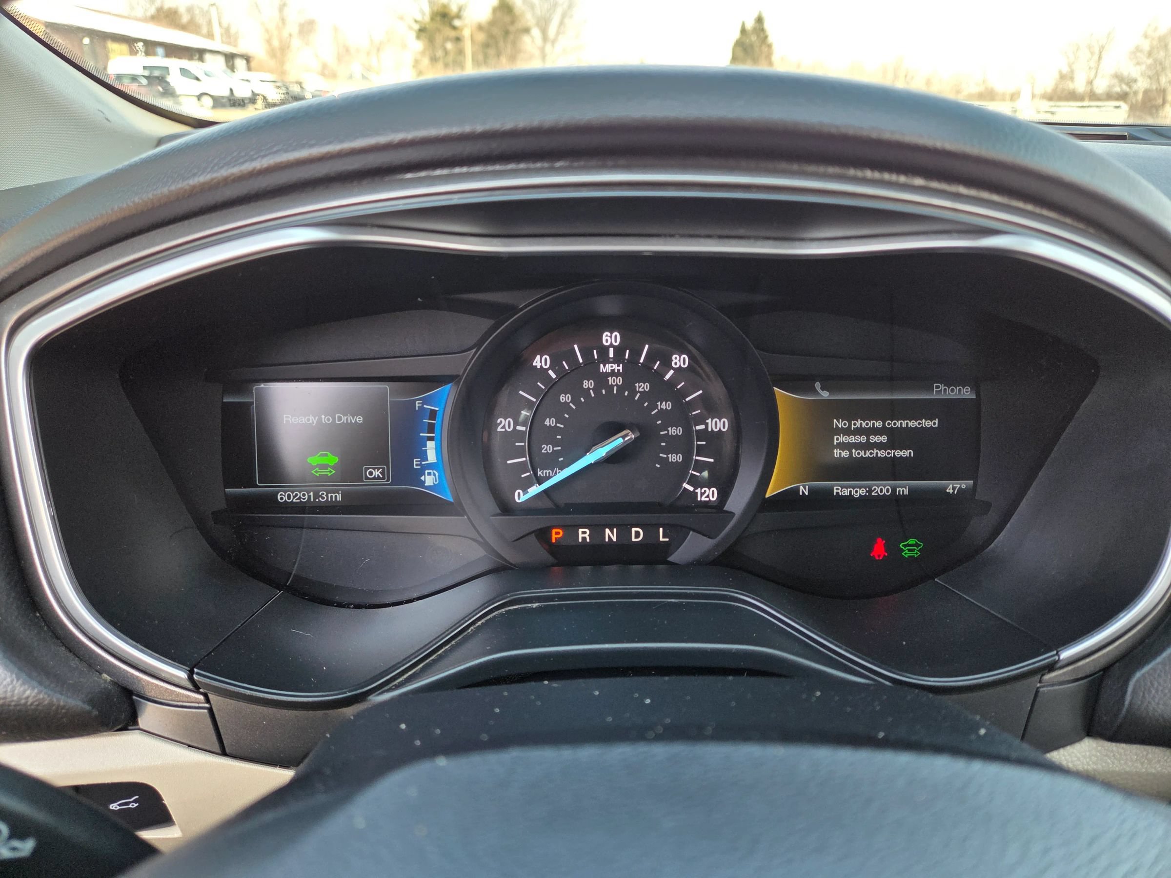 Used 2019 Ford Fusion SE FWD image 9