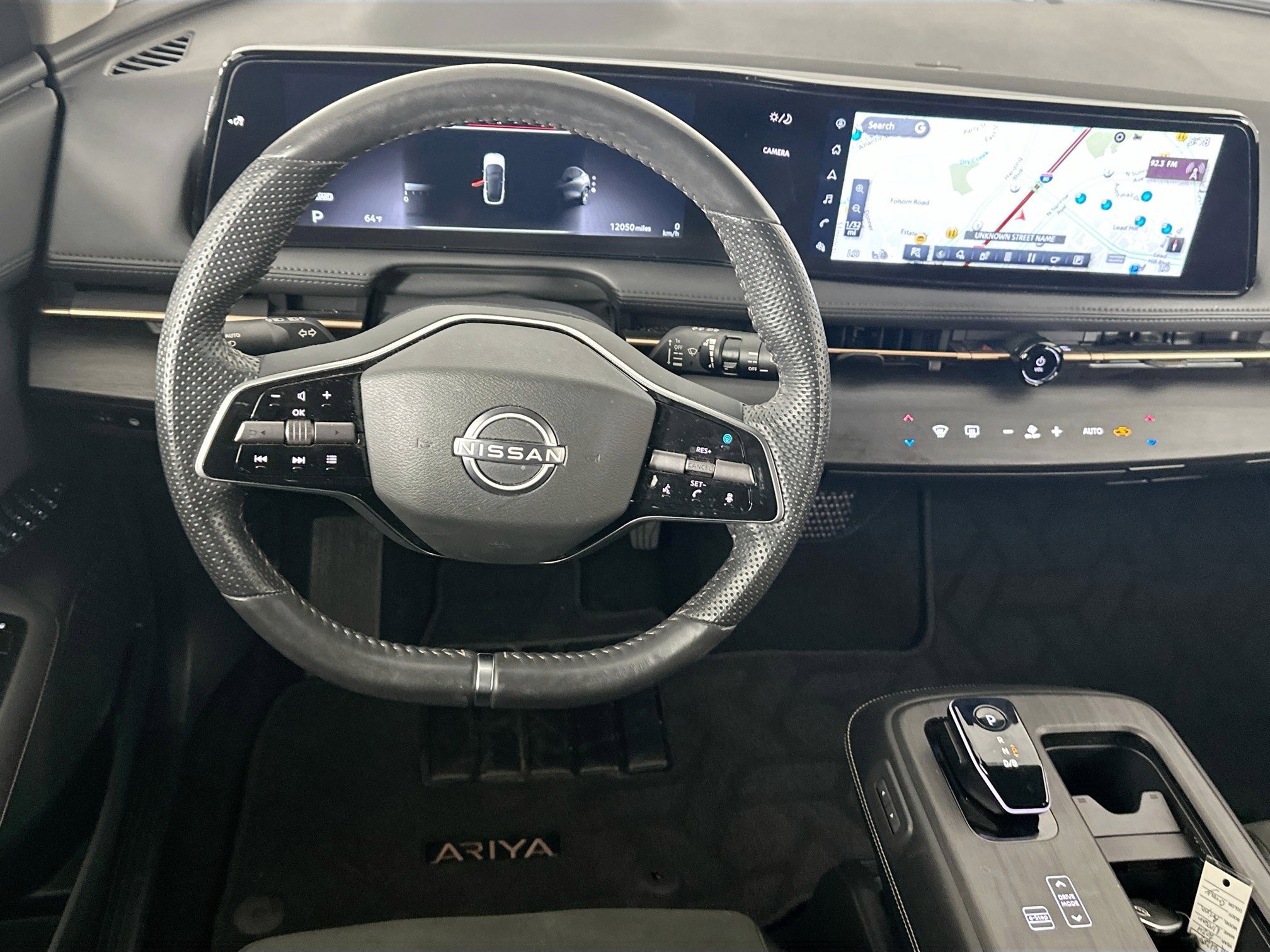 Used 2024 Nissan Ariya FWD image 17