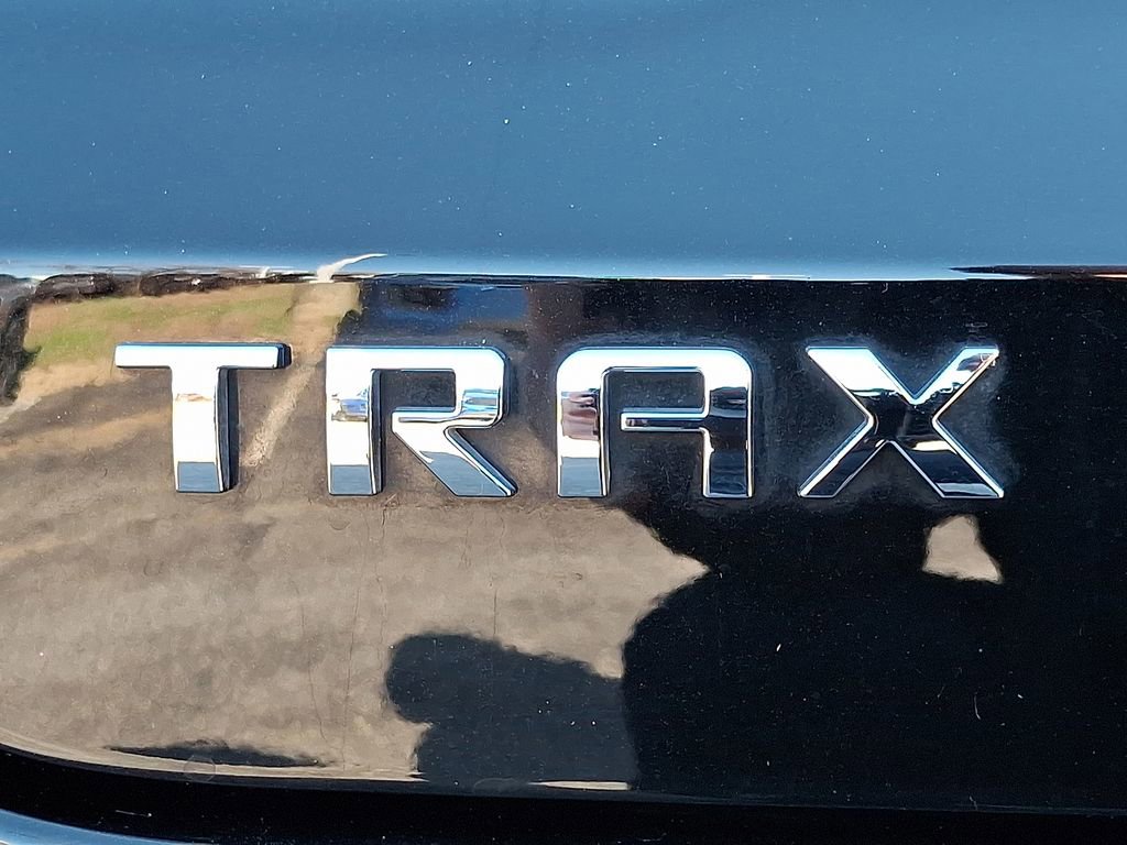 Used 2025 Chevrolet Trax LT image 30